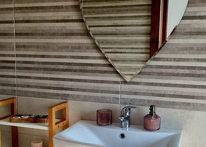 Denisa House Guest house Limanu