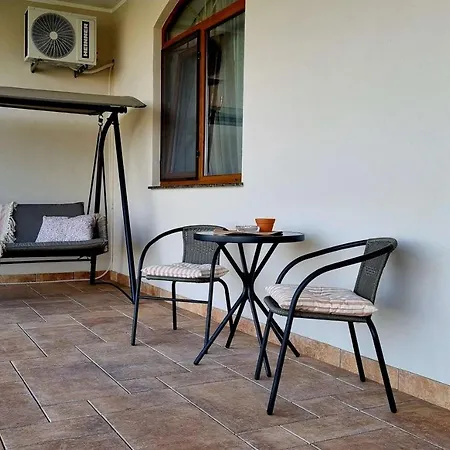 Denisa House בית אירוח Limanu