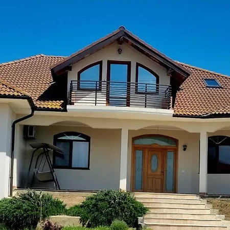 Denisa House Limanu
