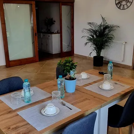 Denisa House בית אירוח Limanu