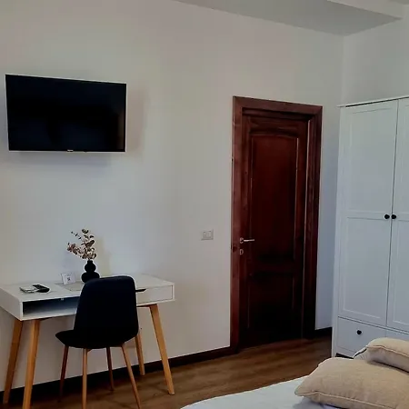 Denisa House Limanu