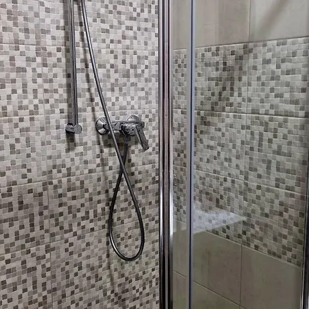 Denisa House בית אירוח Limanu