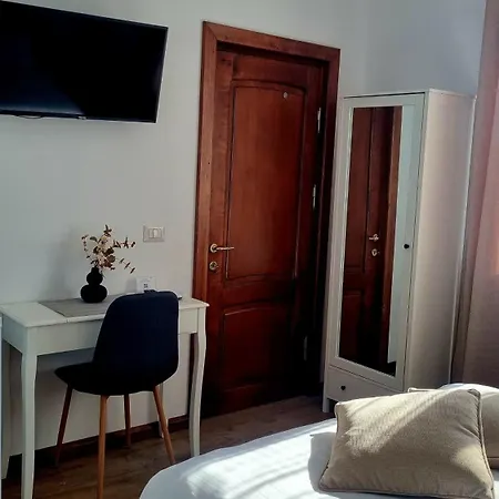 Denisa House בית אירוח