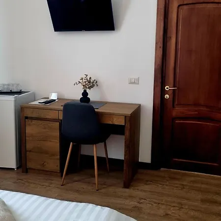 Denisa House בית אירוח Limanu