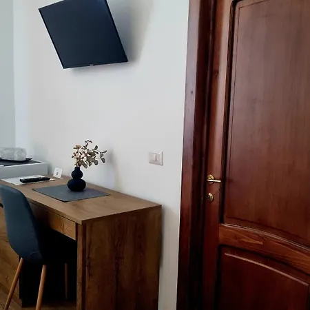 Denisa House ゲストハウス